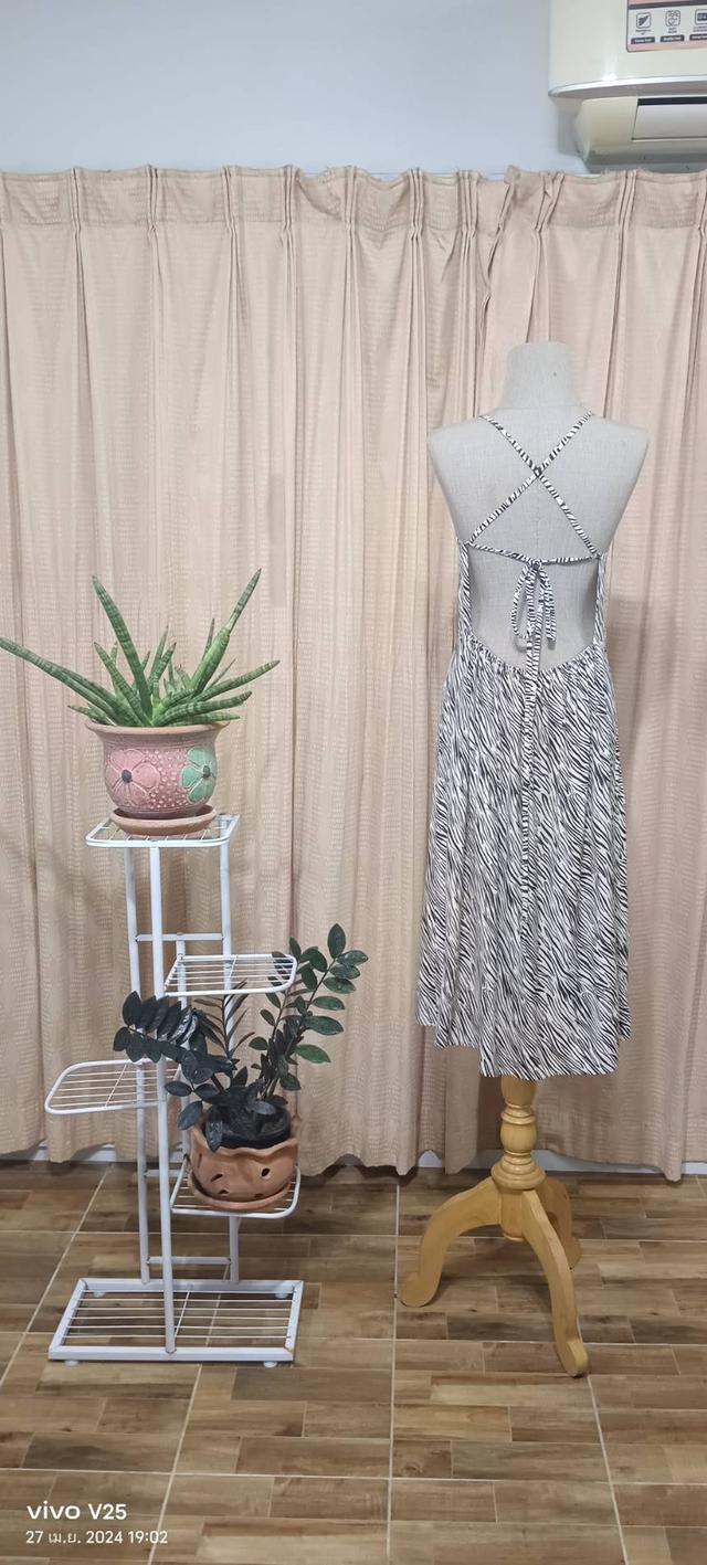 ชุดเดรสผ้าพริ้วใส่สบาย รูปที่ 2