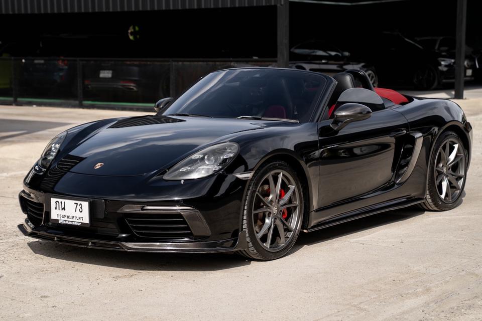 รหัสรถ 67GG73 Porsche 718 Boxster ปี 2019
