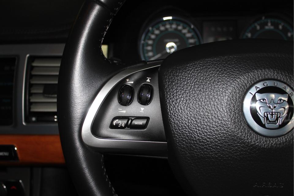 รหัสรถ JRS4121 2012 JAGUAR XF 3.0 V6 PRIMIUM LUXURY  11
