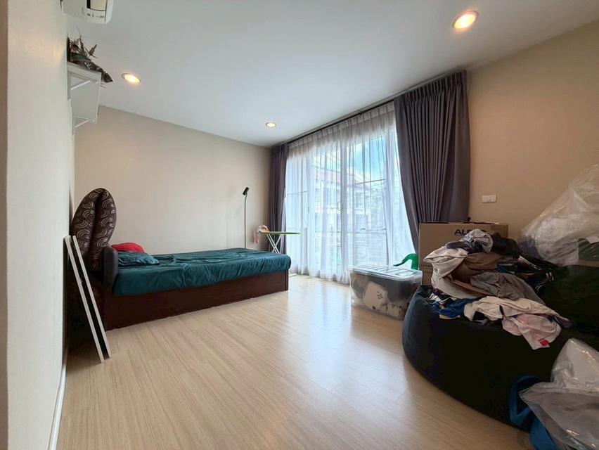 ขาย/เช่า ทาวน์โฮม 3 ชั้น บ้านกลางเมือง เกษตร-นวมินทร์ (Baan Klang Muang Kaset - Nawamin) ทำเลดี ใจกลางเมือง เดินทางสะดวก ใกล้แฟชั่นไอส์แลนด์ 11