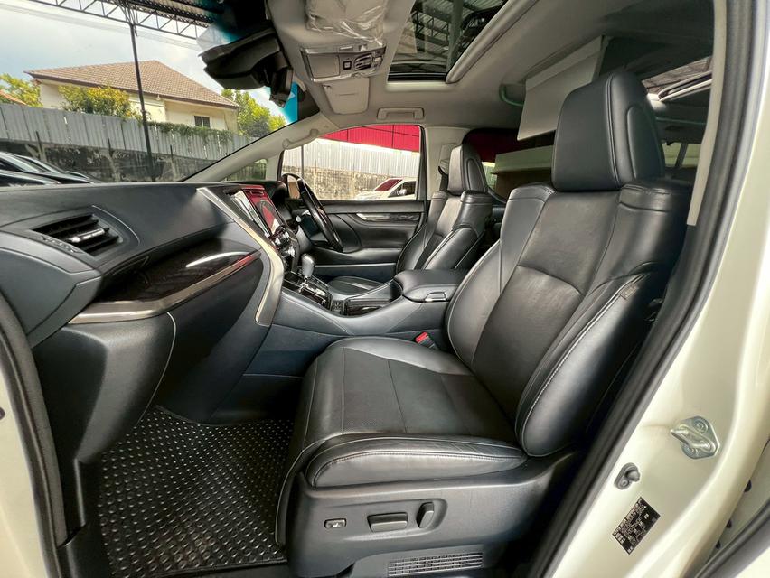 ปี 2018 TOYOTA VELLFIRE, 2.5 HYBRID ZR G E-Four 16