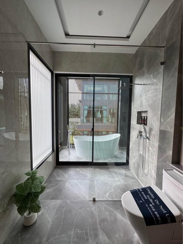 For rent luxury pool villa Pattaya 4