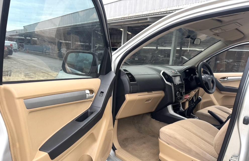 👆ราคา 209,000 ขายสด ISUZU D-MAX ALL NEW 2.5 ปี2012 เกียร์ธรรมดา เครื่องดีเซล 2500CC ตัวเตี้ย แคบเปิดได้ เบาะผ้าเ รูปที่ 10