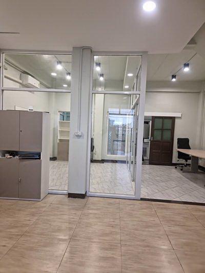 Renovated Town House 3 storey near BTS Suitable for residence and small office 4