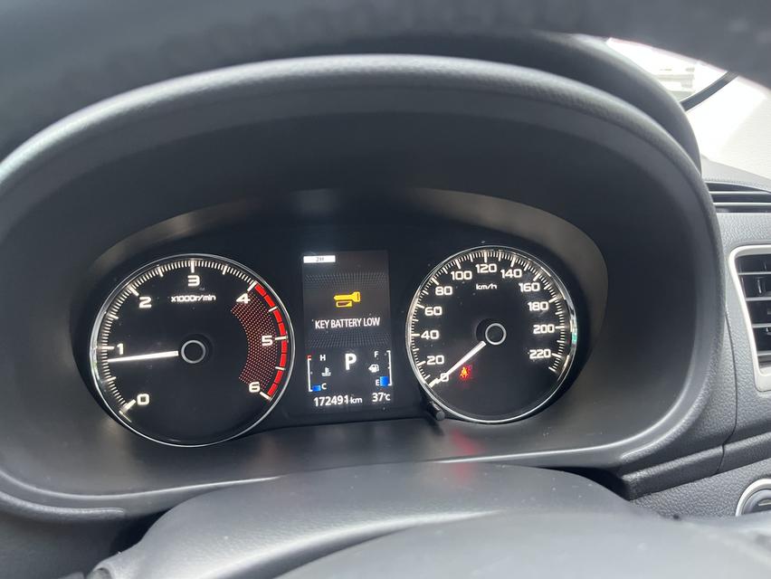 2016 Mitsubishi pajero 2.4 GT 4x4 17