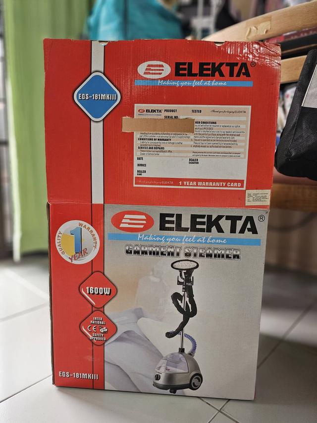 เตารีดไอน้ำ Elekta แบบแขวนเสื้อ ปรับความสูงได้ ส่งต่อมือสอง ใช้งานได้ปกติ