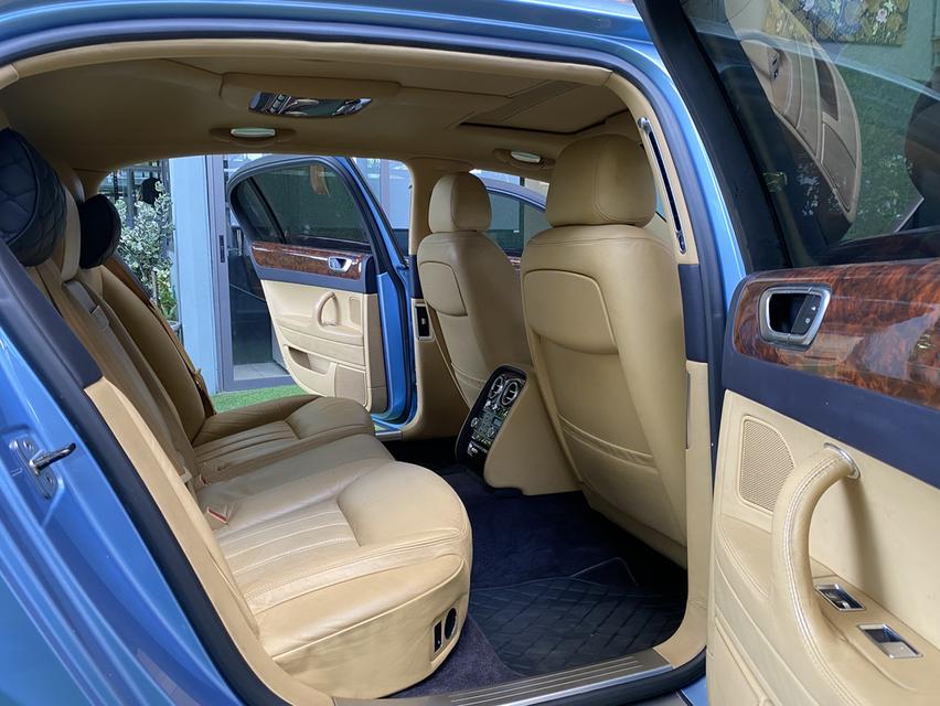 Bentley  9