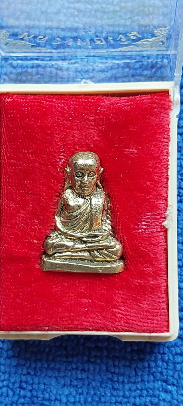 รูปหล่อหลวงพ่อเงินวัดบางคลานพิจิตร รูปที่ 7