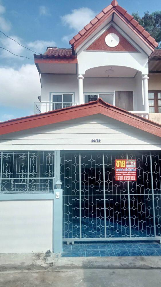 ขายทาวน์เฮาส์ 2 ชั้น หมู่บ้านเจริญลาภ 3 ปทุมคลอง 4 คลองหลวง บิ้วอินใหม่ ใกล้ม.ธรรมศาสตร์ ถูกสุดในย่านนี้ 1