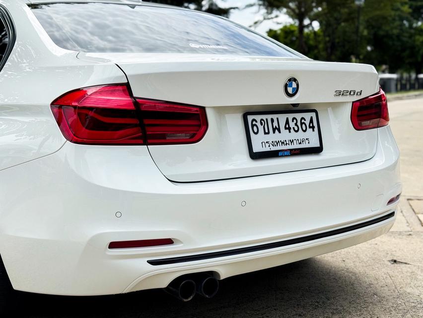 รหัสรถ AVA4364 🎉 BMW 320d Sport ตัว Lci แล้ว รุ่น top สุด (ดีเซลล้วน) F30 ปี 2017  6
