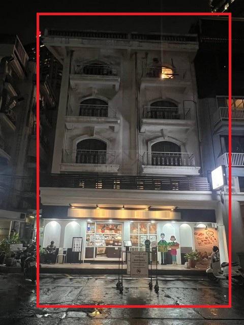 ให้เช่า อาคาร พาณิชย์ 5 ชั้น สุขุมวิท 37 ใกล้ EmQuartier ใกล้ BTS พร้อมพงษ์ ทำเลดีมาก เหมาะทำธุรกิจ 1