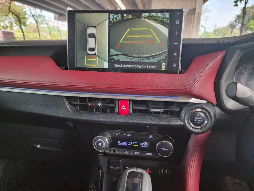 Toyota YARIS ATIV 1.2 Premium Luxury AT ปี 2023 รูปที่ 13