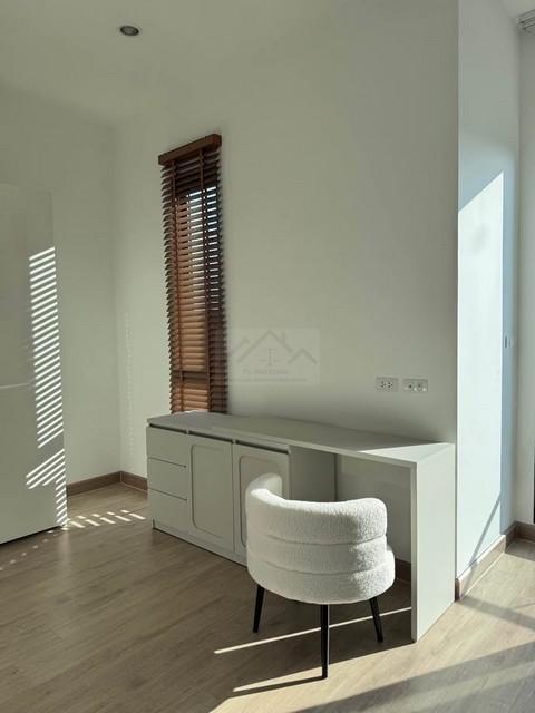 ให้เช่า บ้านแฝด หลังมุม โครงการ โคโม่ เบียงก้า บางนา Como Bianca สไตล์ Minimal Eco Living หลังใหม่ ไม่เคยปล่อยเช่า ใกล้เมกะบางนา วงแหวนกาญจนา 10