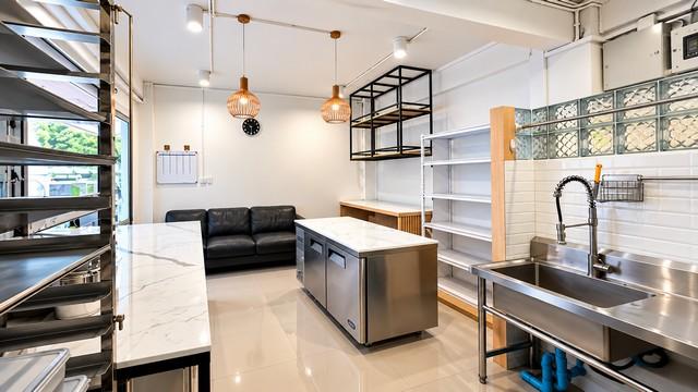เซ้งอุปกรณ์เบอร์เกอรี่ พร้อมร้านตกแต่งสวยงาม พร้อมดำเนินกิจการ ขายขาดทุน ลงทุนไป 2 ลบ แต่ขายเพียงหลักแสน 3