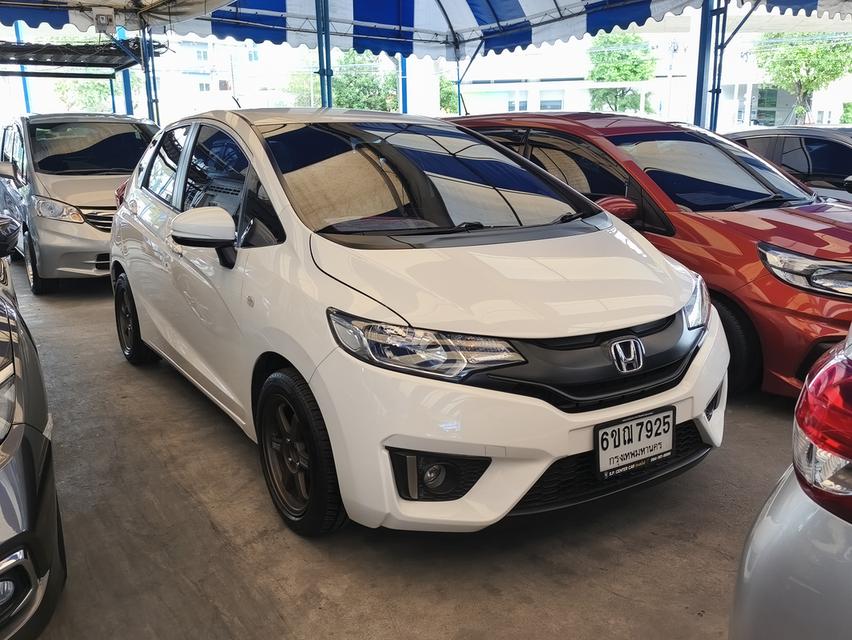 Honda Jazz 1.5S i-VTEC เบนซิน เกียร์ธรรมดา ปี2015