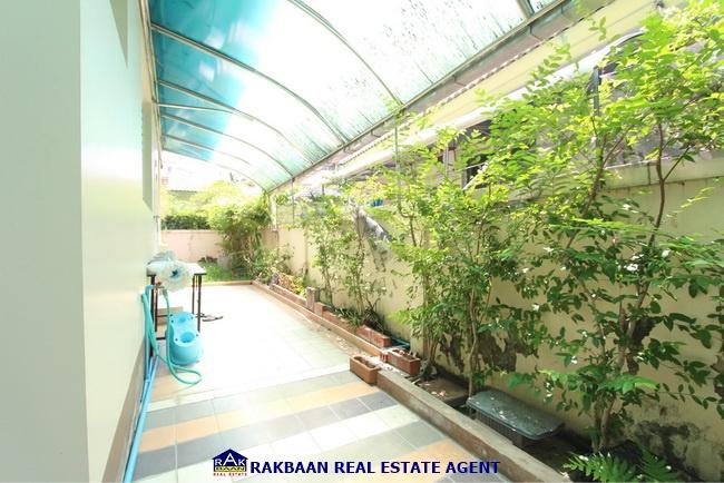 ขายบ้านนันทวัน รามคำแหง94 เนื้อที่ 83.80ตร.ว. 3นอน 3ห้องน้ำ มีห้องเมท บ้านสวย สภาพดี เข้าอยู่ได้เลย 3