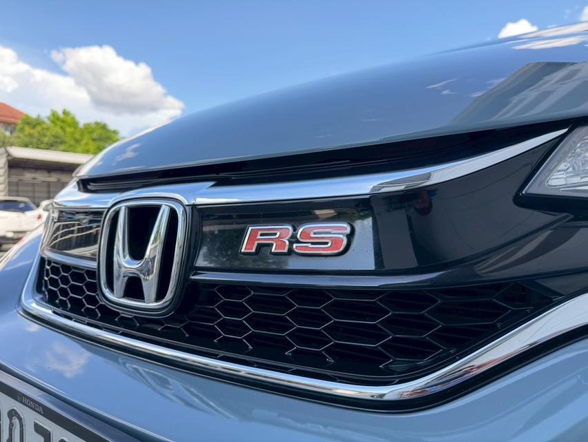 HONDA JAZZ 1.5RS i-VTEC TOP 2018 สีเทา MINOR CHANGE มือเดียวป้าย 17