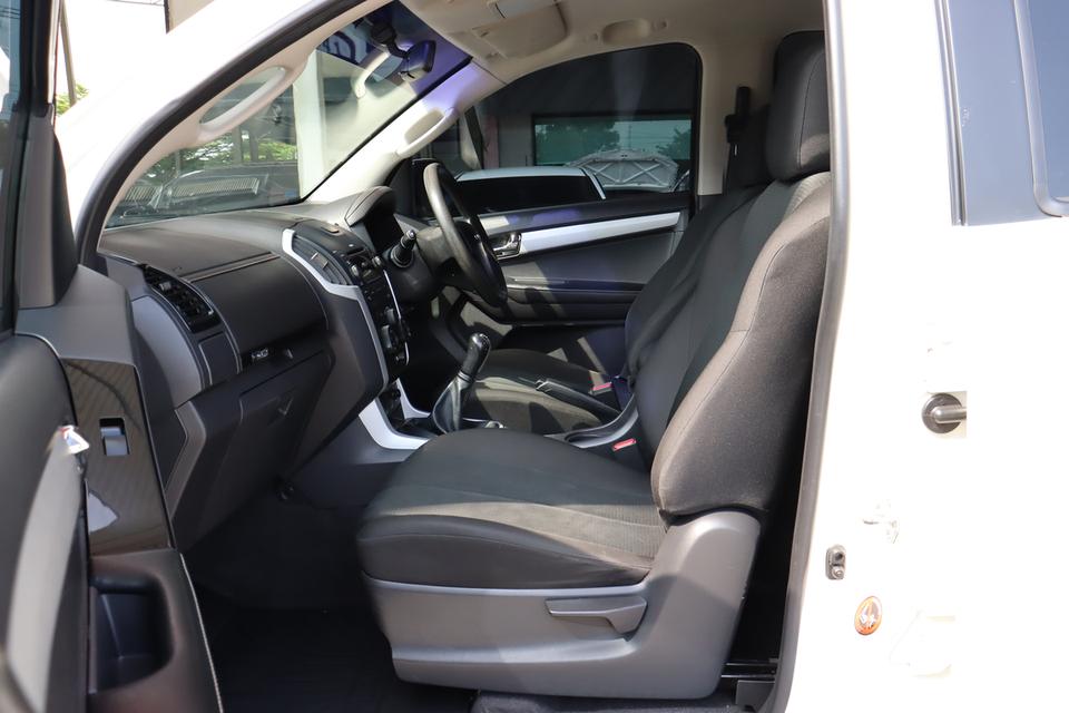 2018 ISUZU D-MAX HI-LANDER CAB-4 1.9 L DDI ( 9127 ) 9