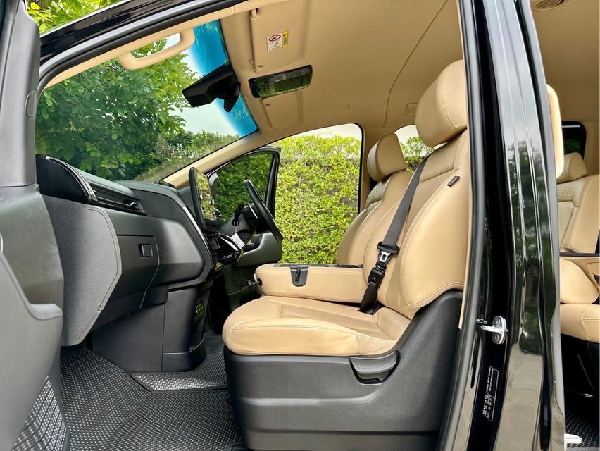 รหัสรถ CH57 #Hyundai #Staria 2.2 Diesel SEL 8AT ปี 2022 13