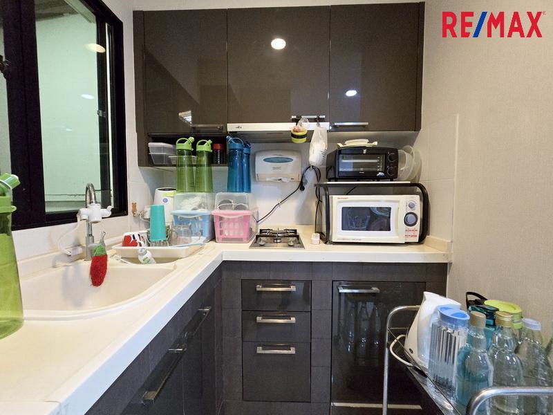 ขายทาวน์โฮม 3 ชั้น บ้านกลางเมือง กัลปพฤกษ์ ใกล้เดอะมอลล์บางแค ซ.ศาลธนบุรี 29/2 กำนันแม้น 7