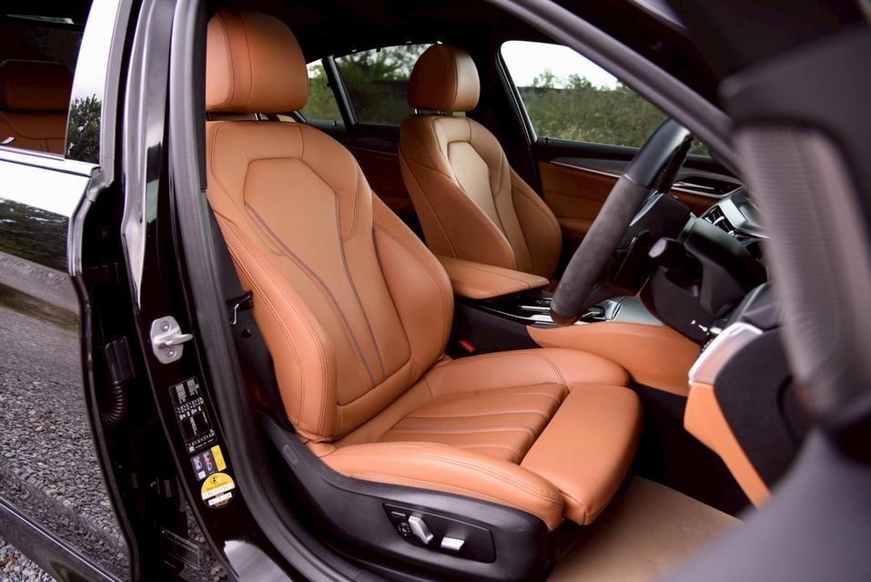 รหัสรถ CBL2420 BMW 530e  M Sport G30 AT 2019 8