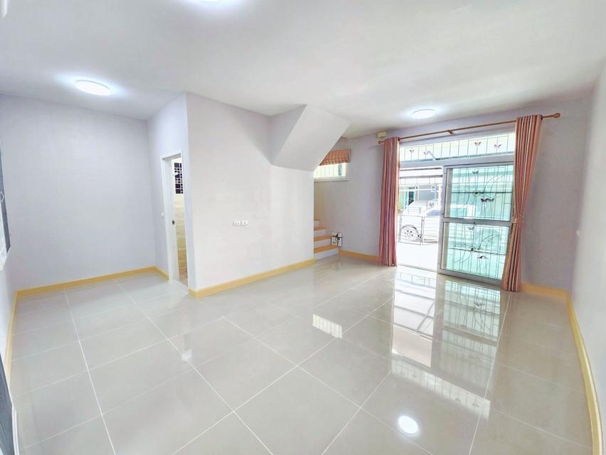 หมู่บ้านกัสโต้ บางนา-สุวรรณภูมิ ซ.4 โทรสอบถามราคา 7