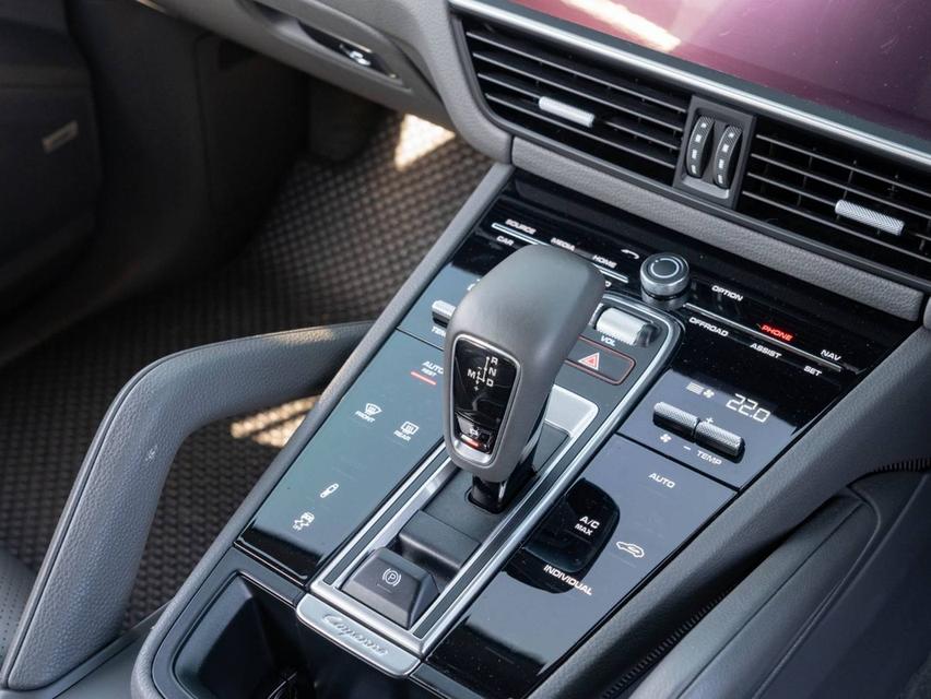Porsche Cayenne E-Hybrid 3.0 SUV 4WD ปี จด 2020 8