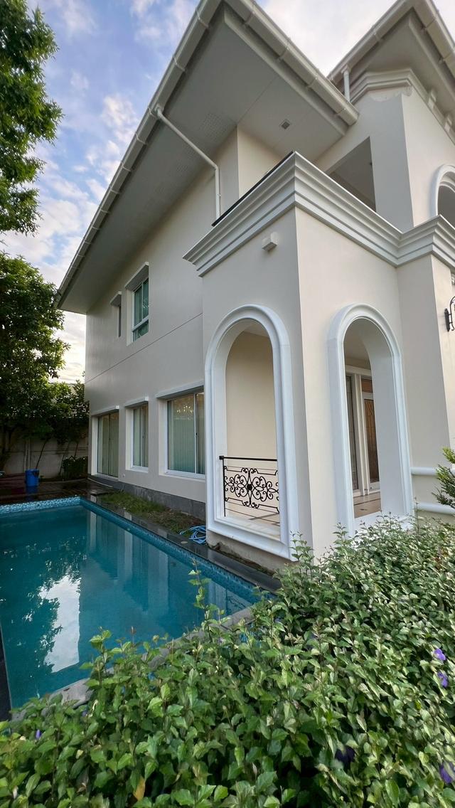 Two Grand Monaco for rent with private pool 4