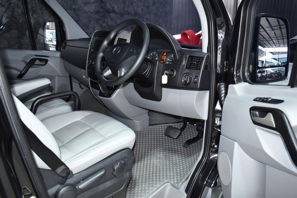 รหัสรถ JRS7158 Mercedes Benz sprinter 316 CDI Premium Edition  ปี17 จด 19 14