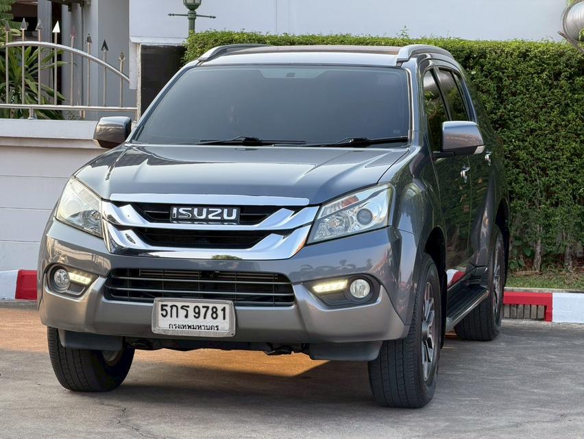Isuzu mu-x 1.9 DVD ตัวท๊อป เกียร์ออโต้ ปี2016 รถบ้านมือเดียว บอดี้สวยเดิมไมล์ 173,xxx กม.  ราคา 535,000 บาท ประวัติเขาศูนย์ ทุกระยะ ไม่เคยมีชน ไม่เคย