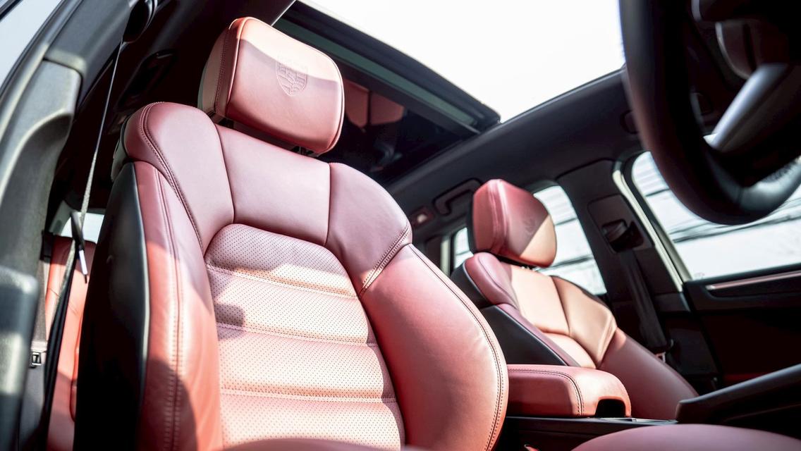 Porsche Macan 2023 Full Option !!! คันนี้กด Option มาเกือบล้าน รถศูนย์ AAS เลขไมล์แท้เพียง 5,000 กม. เท่านั้น รูปที่ 16