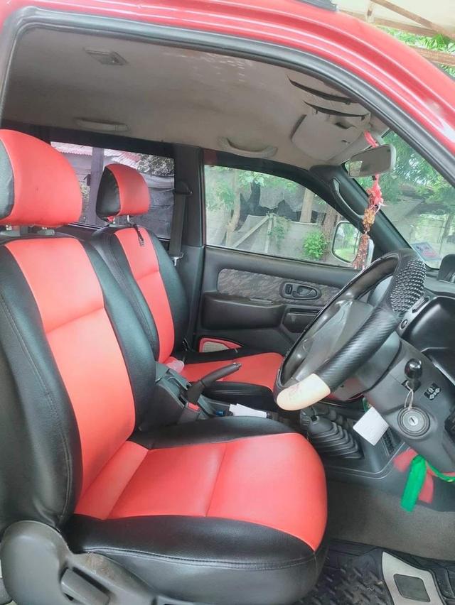 Mitsubishi Strada Grandis สีแดง 6