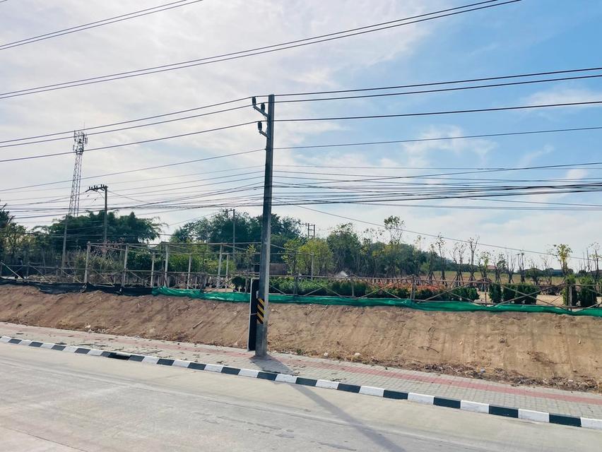 ขายที่ดิน ติดถนนหลัก 331 บ่อวิน เนื้อที่ 38 ไร่ 6