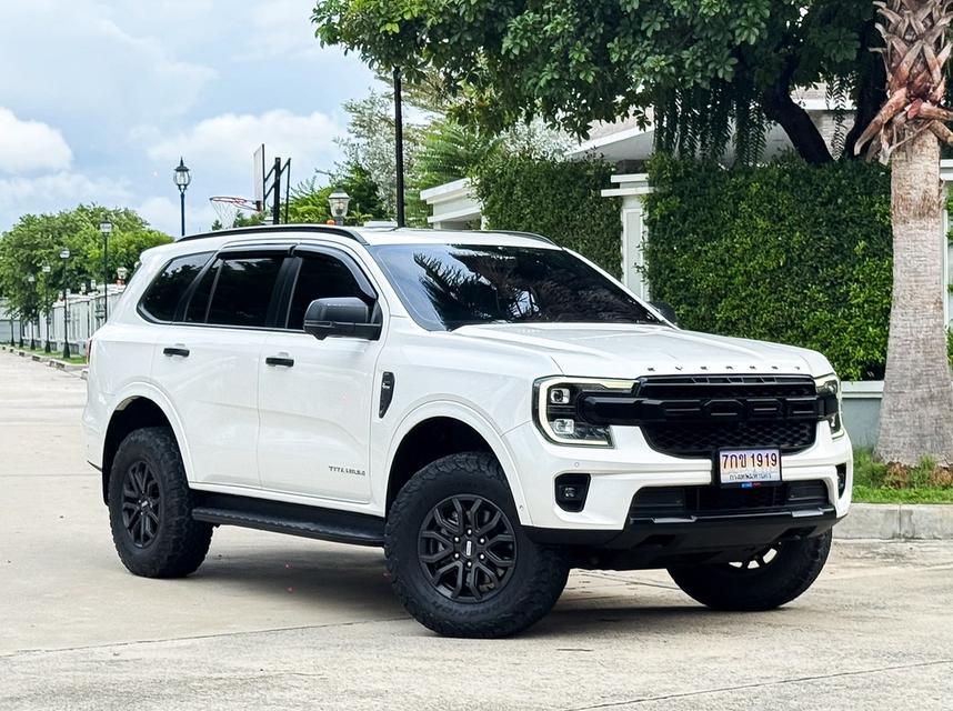 (แจ้งรหัสรถ AVA1010)✌️ Ford everest 2.0 Bi-Turbo Titanium+ 10AT 4×4 ปี2024 Top สุด