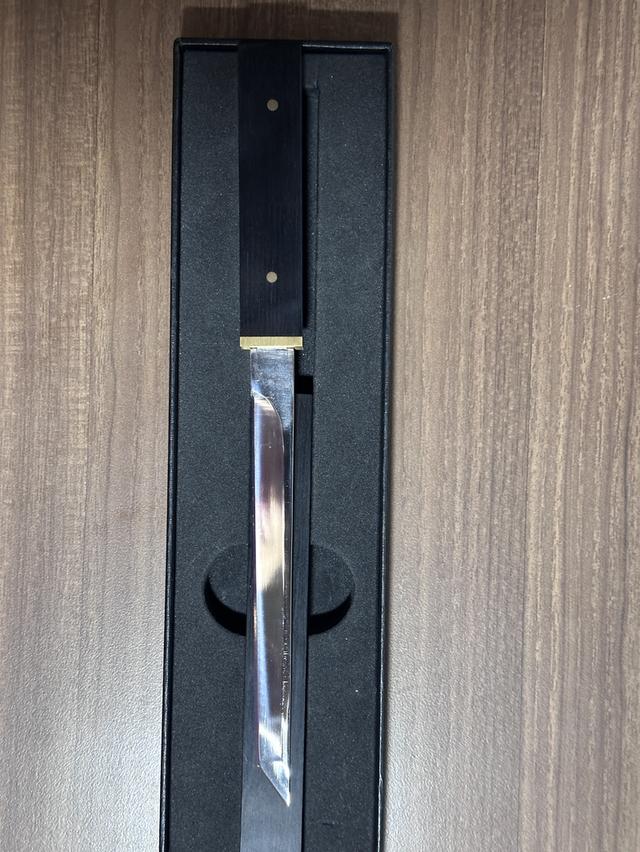 มีดมือหนึ่งไม่ผ่านการใช้งาน 2