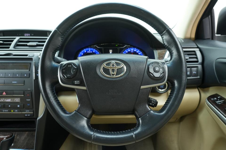 2015 TOYOTA CAMRY 2.0 G สีบรอนซ์ เลขไมล์ 123481 กม. 9