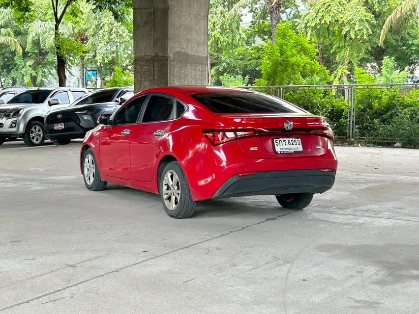 ขายรถ MG5 1.5X Sunroof ปี 2016 สีแดง เกียร์ออโต้ 6