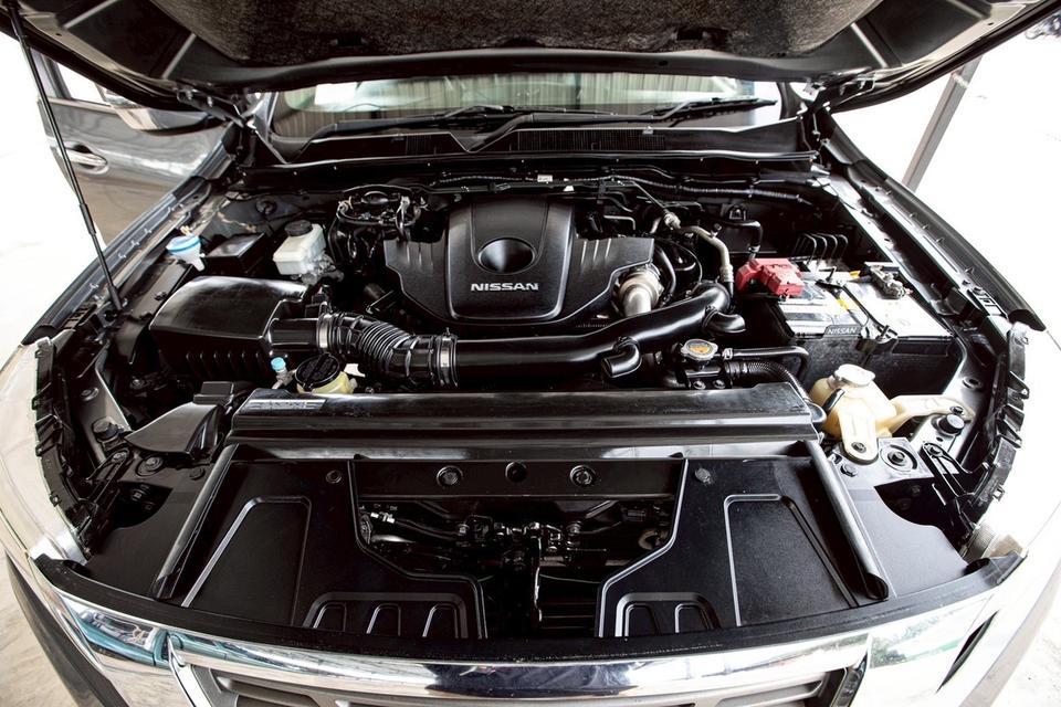 Nissan  10