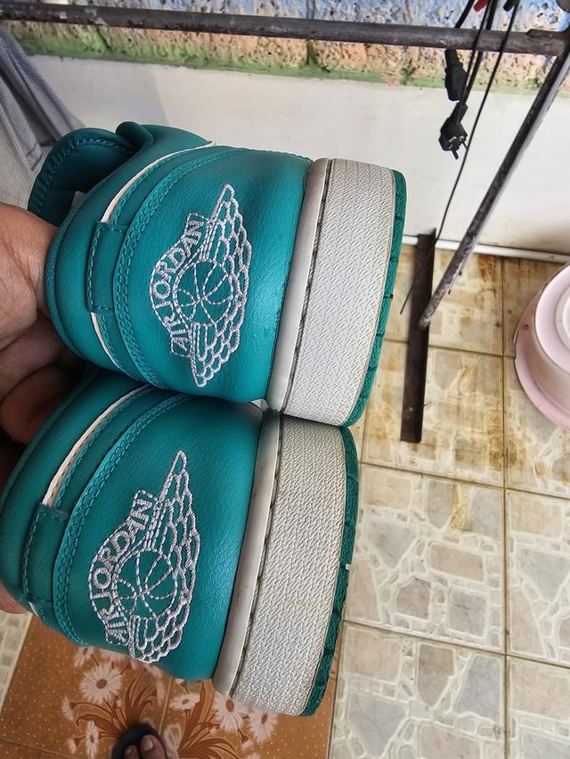 Nike Air Jordan 1 Low New Emerald รูปที่ 7