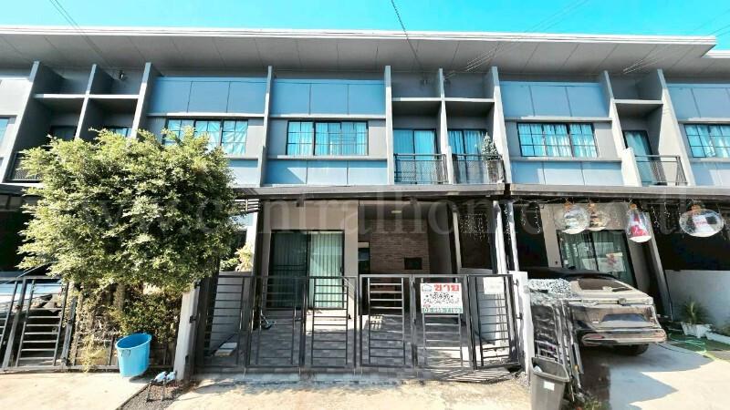 ทาวน์โฮม สิริ เพลส รังสิต เดินทางสะดวก ใกล้ทางด่วนบางพูน 3