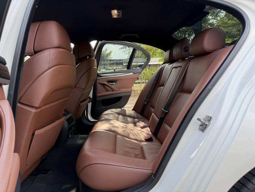 รหัสรถ AP5513 BMW 525D Top ปี11 ดีเซล สีขาว 8