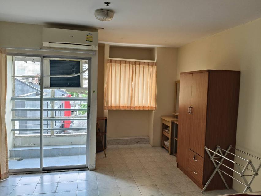 เจ้าของขายเอง คอนโด ป.ธนาทาวเวอร์ ห้องสตูดิโอ ขนาด 32 ตร.ม. ลาดพร้าว 60 7