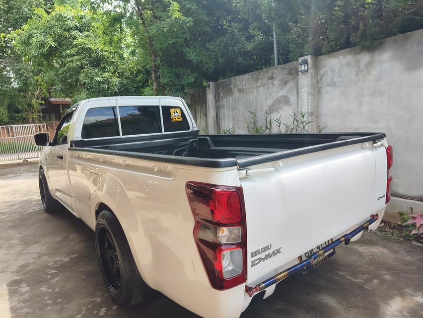 ขาย isuzu d-max สีขาวสวยๆ 3