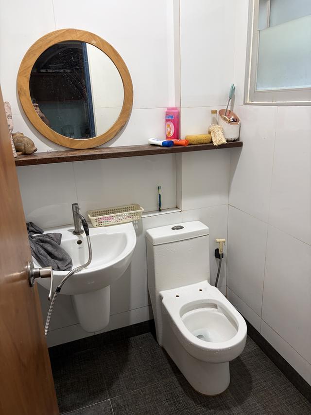 บ้านทาวน์เฮ้าส์ หมู่บ้านพูนสินธานี 1 เคหะร่วมเกล้า 64 6