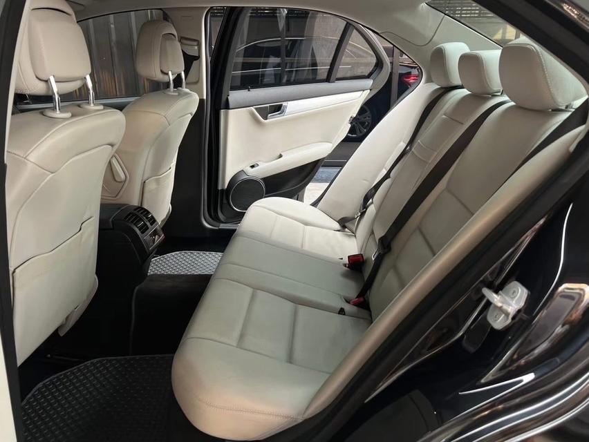 Benz C200 7
