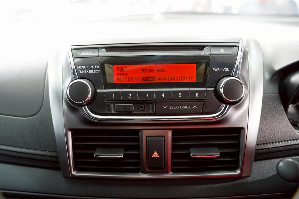  TOYOTA YARIS 1.2 E AT ปี 2014 7