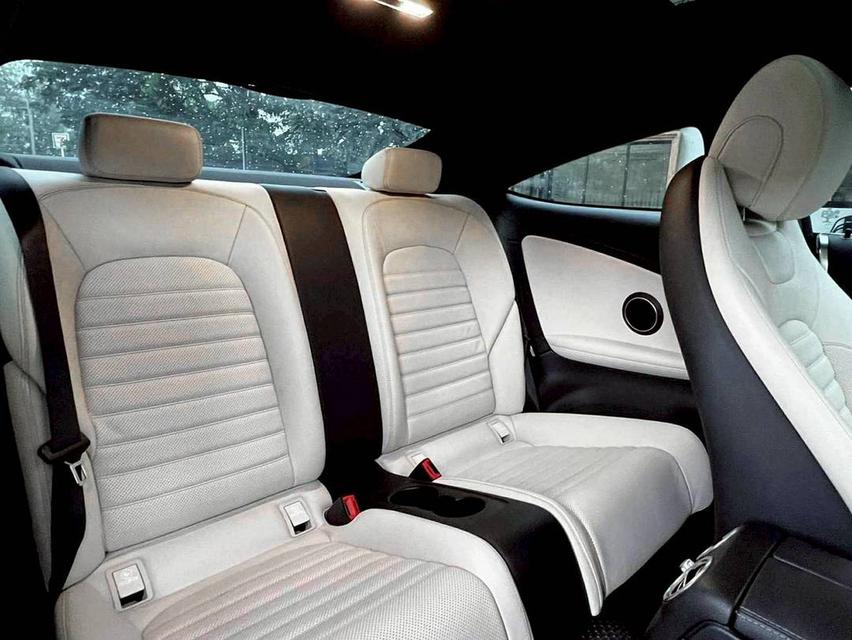 2016 Benz C250 Coupe AMG  11