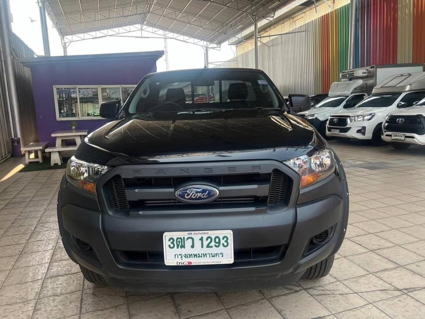  Ford Ranger 2.2 SINGLE ตอนเดียว Standard XL 4WD ปี : 2022 เกียร์ : ธรรมดา เครื่องยนต์ : 2.2CC ดีเซล สี : ดำ  1