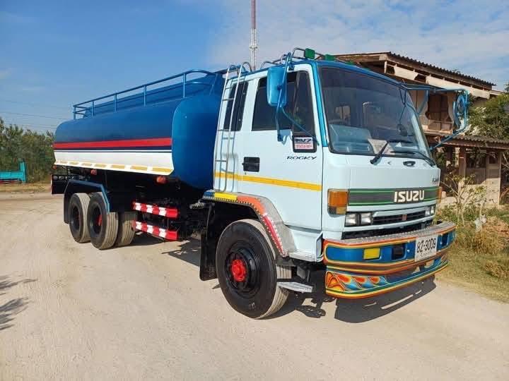 Isuzu Rocky 195 แรงม้า ปี 1999