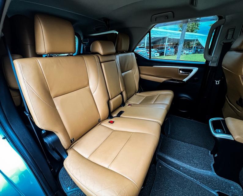 ขาย Toyota Fortuner 2.8V 4wd ปี16 15